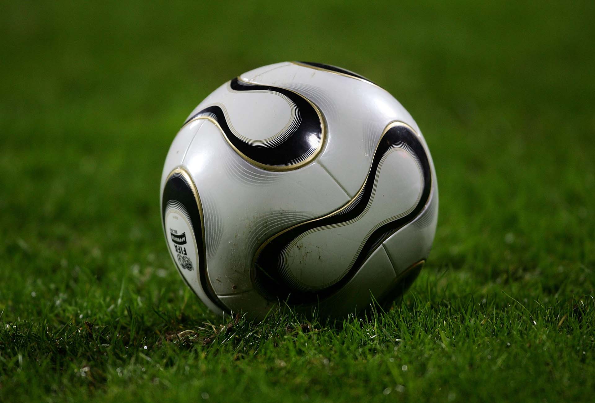 The Top 10 Most Iconic Footballs Of All Time - SoccerBible