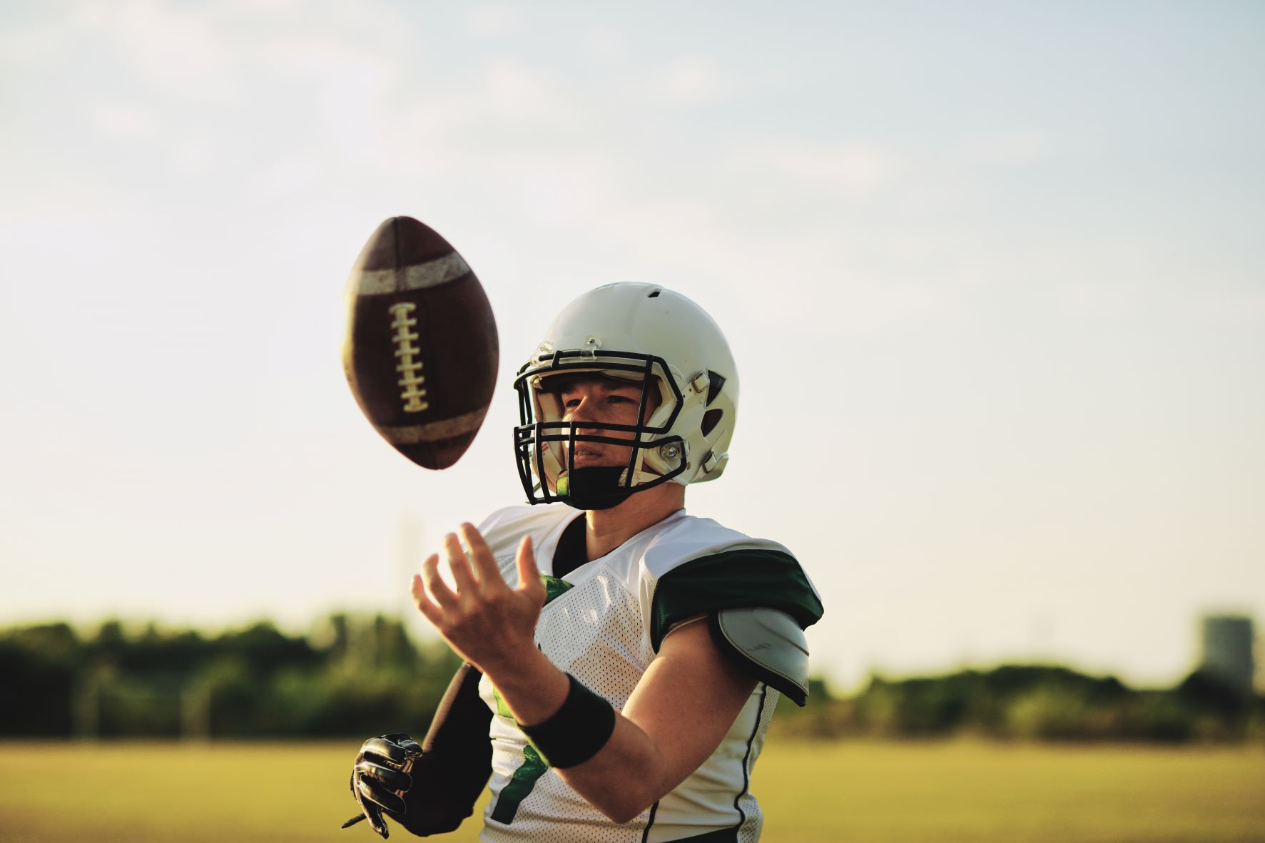 The best ways to recover from a football injury - Uniform Store